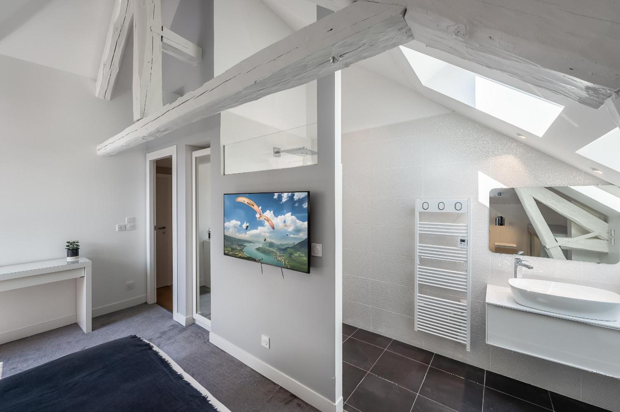 Le Chicissime, Coeur Du Village, Lla Selections By Location Lac Annecy ตัลลัวร์ ภายนอก รูปภาพ
